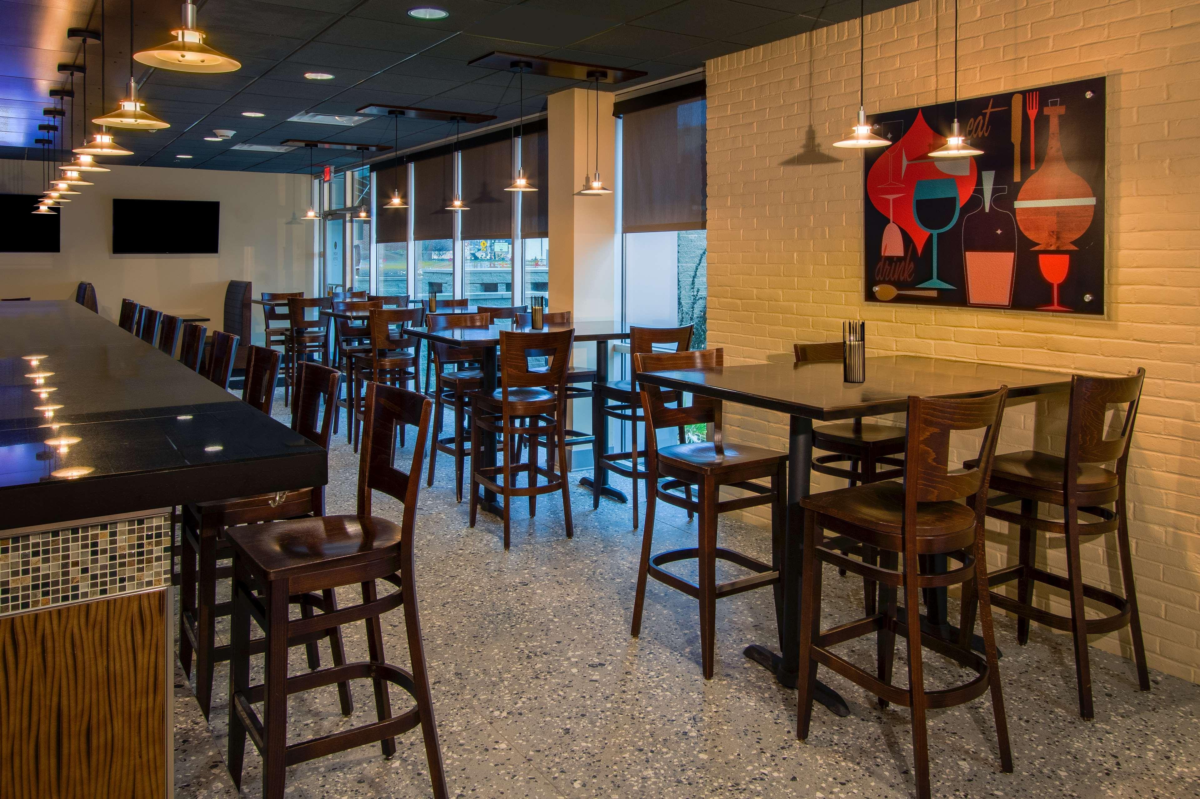 Hotel Doubletree By Hilton Newark Esterno foto