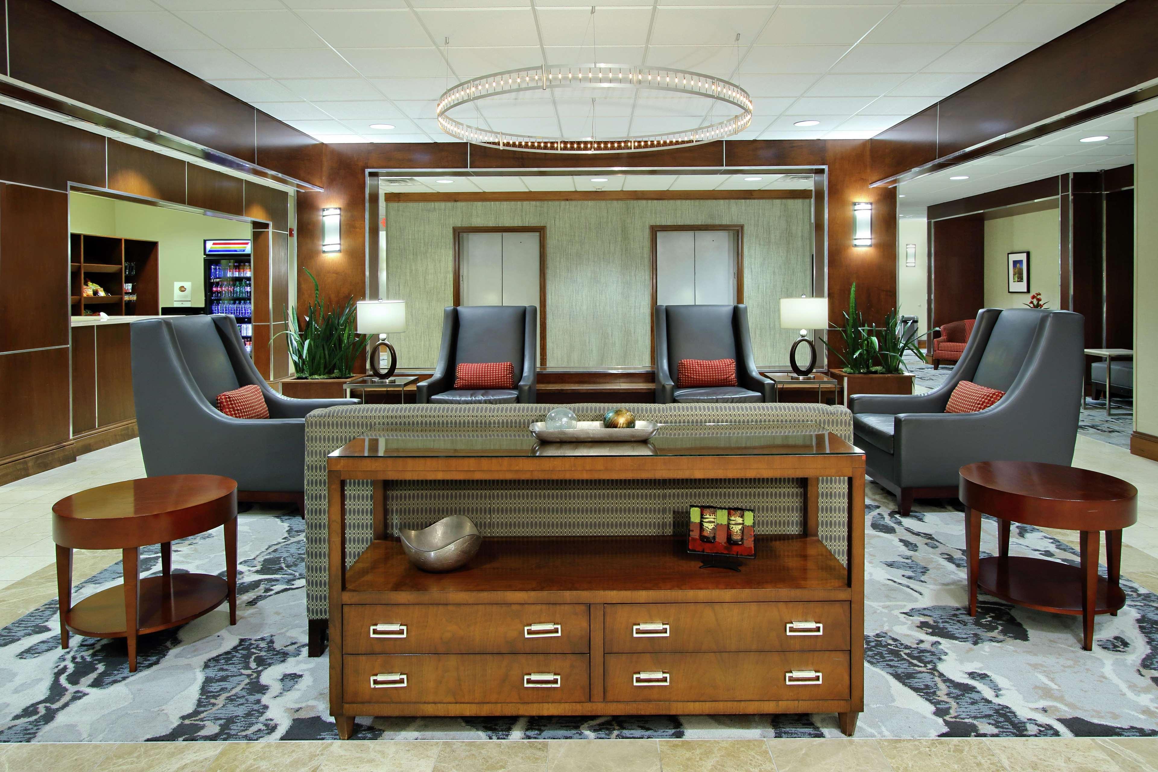 Hotel Doubletree By Hilton Newark Esterno foto